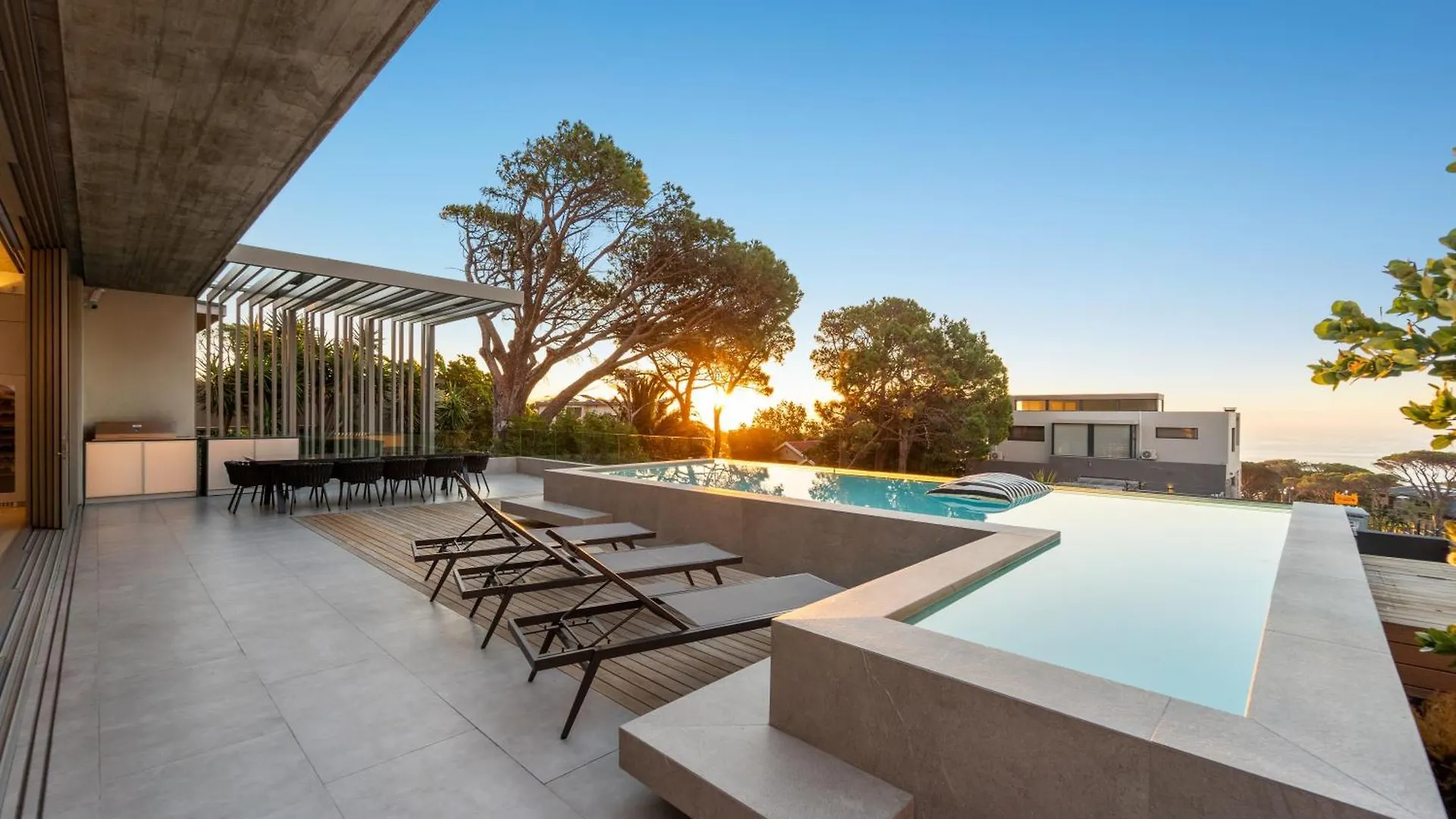 Brand New Dream Villa With Ocean View, Sauna & Gym location